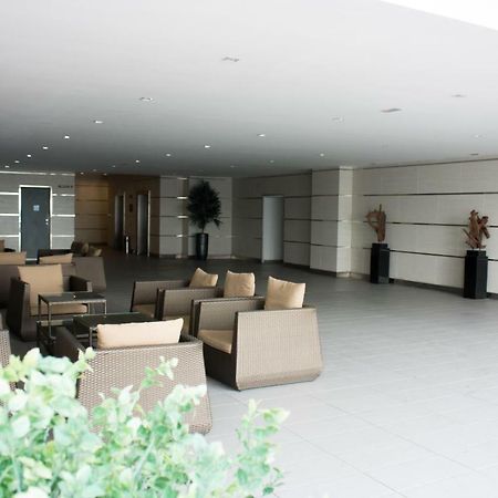 Ashton Meridin Suites Nusajaya  Exterior foto