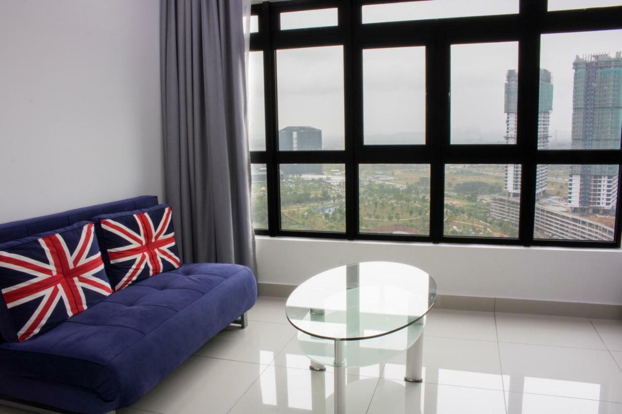 Ashton Meridin Suites Nusajaya  Exterior foto